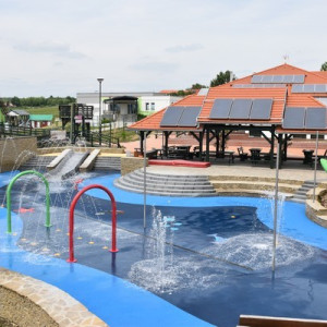 Zobori Élmény Park vizes játszótér építése